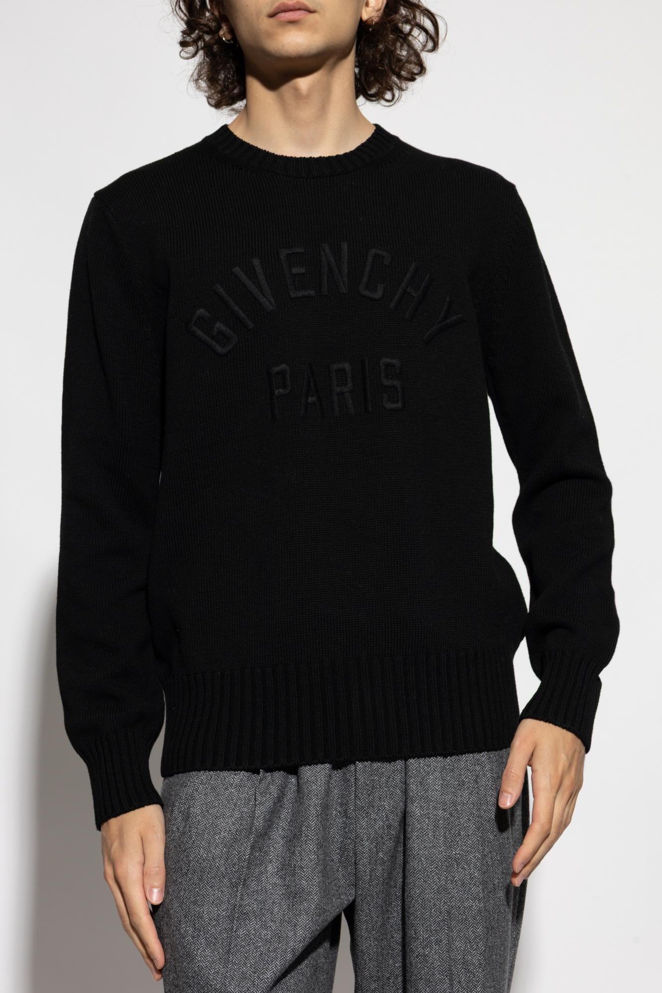 トップス Givenchy freedom logo crew sweater Givenchy GIVENCHY FREEDOM LOGO CREW SWEATSHIRT | Grailed